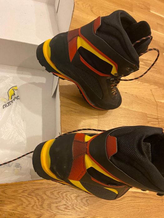 Bocanci trekking bărbați La Sportiva Trango Tower Extreme GTX
