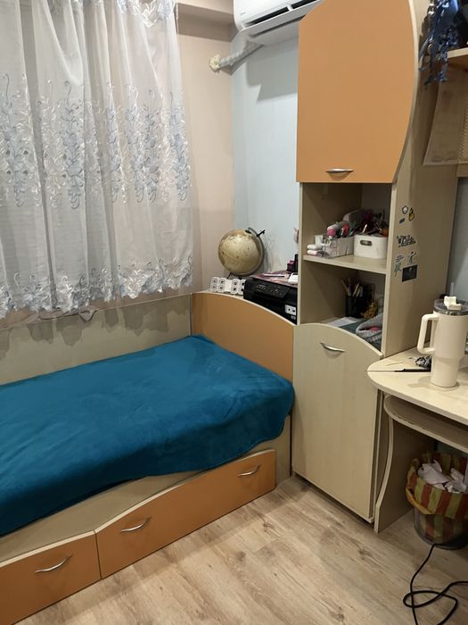 Продавам детско обзавеждане за стая