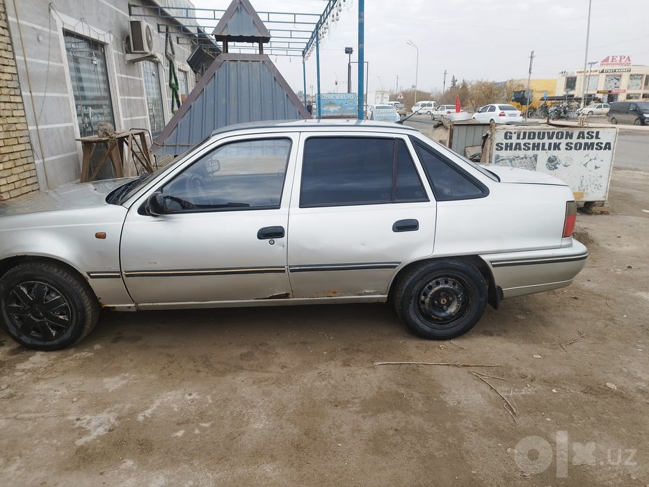 Нехиа1 2008 сручни сотилади.