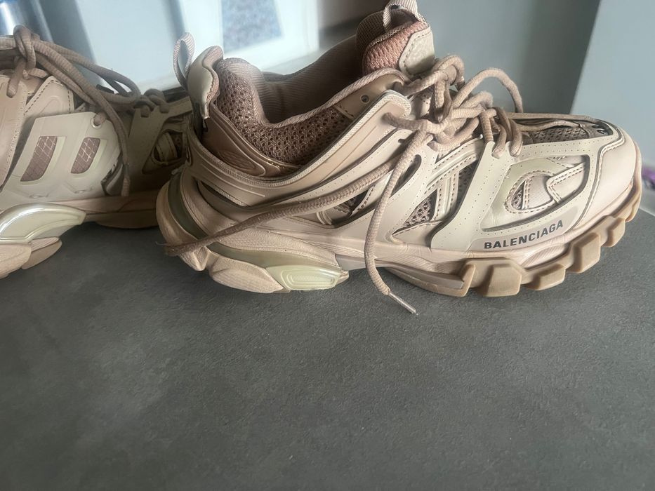 Кецове Balenciana track