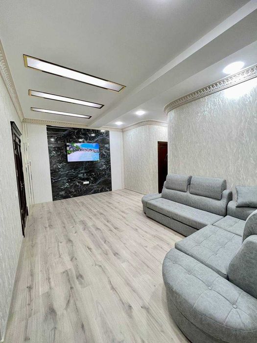 СДАЕТСЯ СЕМЬЯМ ЕВРОДВУШКА!!60м2| Лабзак  ресторан Сазанчик