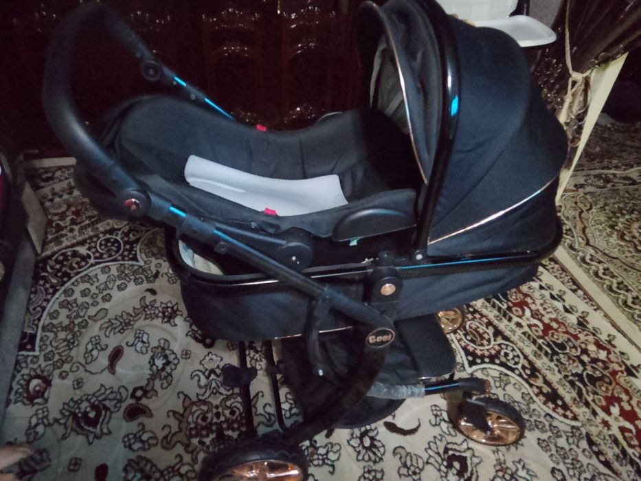 Детский коляска сотилади