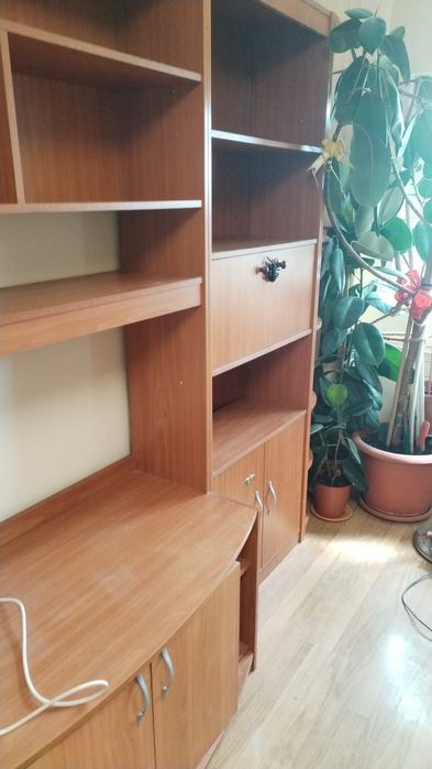 Vând biblioteca  modulara living