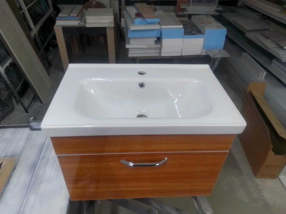 шкаф за баня по поръчка