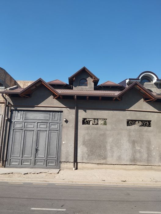 Урикзорда 2 сотих 2 кавват 6 та хона 2 та санузел 1 та ошхона таер