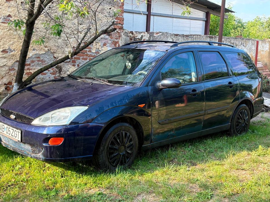 Ford Focus 1 / 1.8 benzină - cauciucuri noi all season