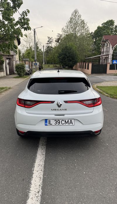 RENAULT Megane 2018 — imagine 2