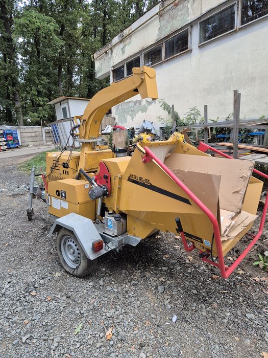 Tocator de crengi de inchiriat