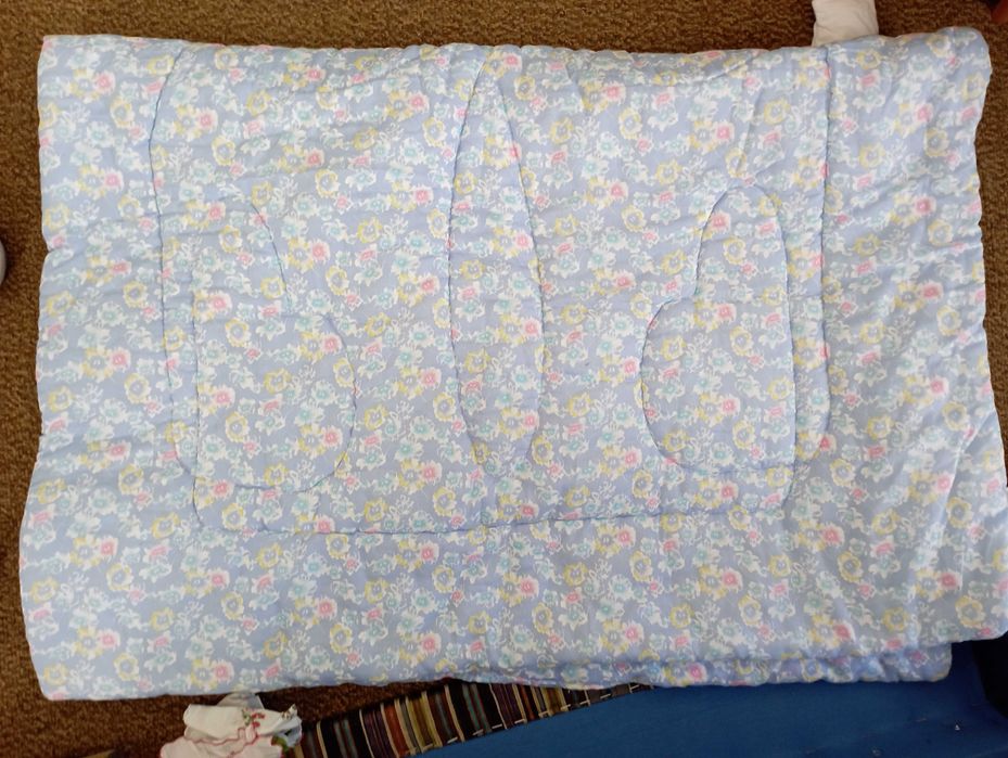 Бебешки одеяла и кърпа за баня. Стандартен размер, в отлично състояние