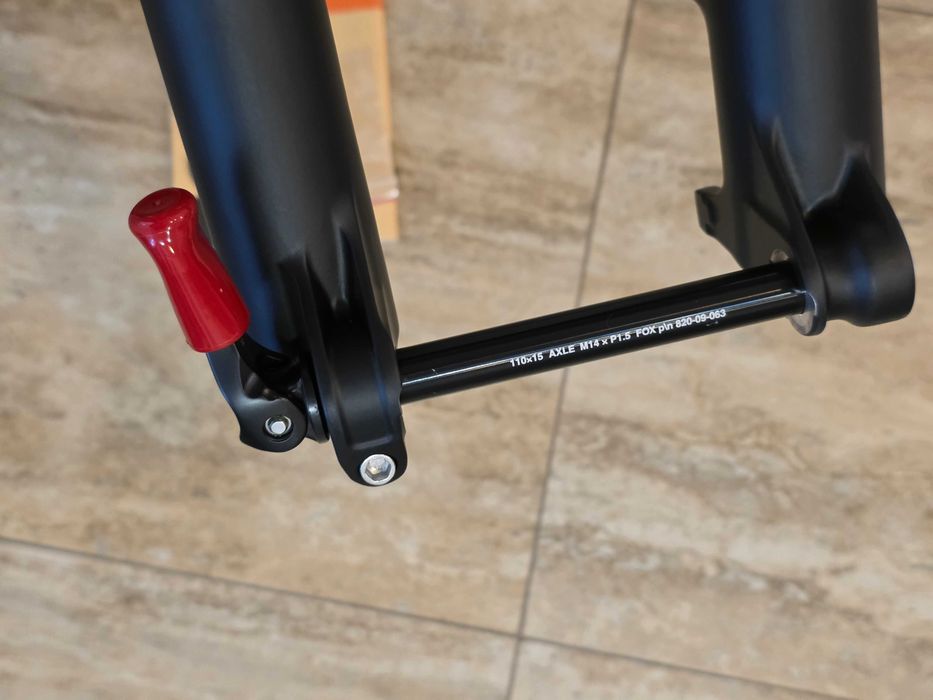 furca Fox 38 Performance Grip E-Optimized Float 29-27.5+ 180mm
