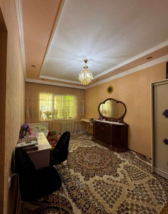 Продается квартира Юнусабад 9кв 2/5/9