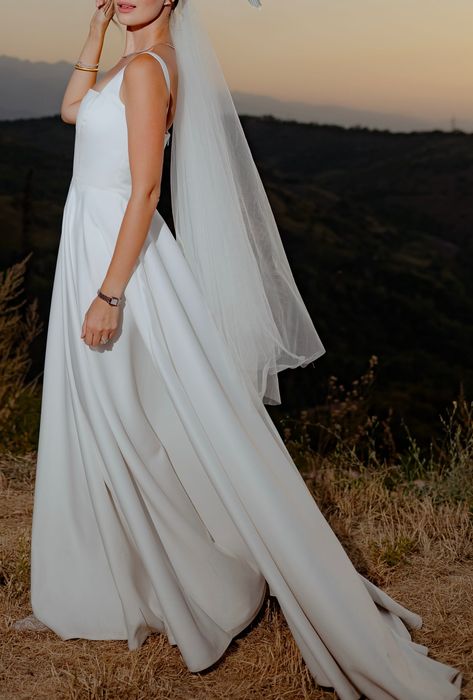 Свадебное платье в идеальном состоянии