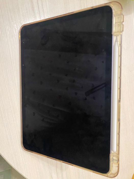 iPad Air 11″ M3 128 GB + чехол | 2025