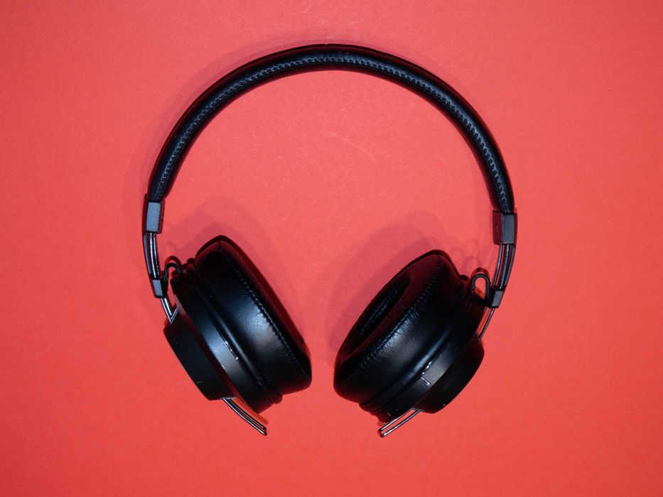 Razer Adaro Wireless слушалки, сменяеми възглавници, 15ч батерия