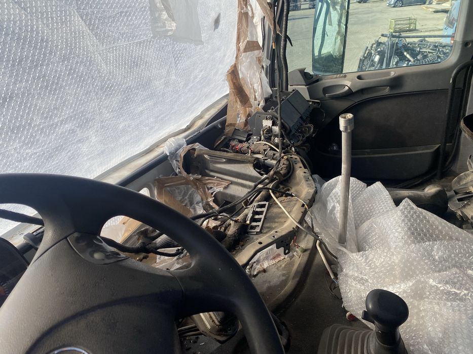 Vand Mercedes/ actros/ abrollkipper/avariat/mp2/2541