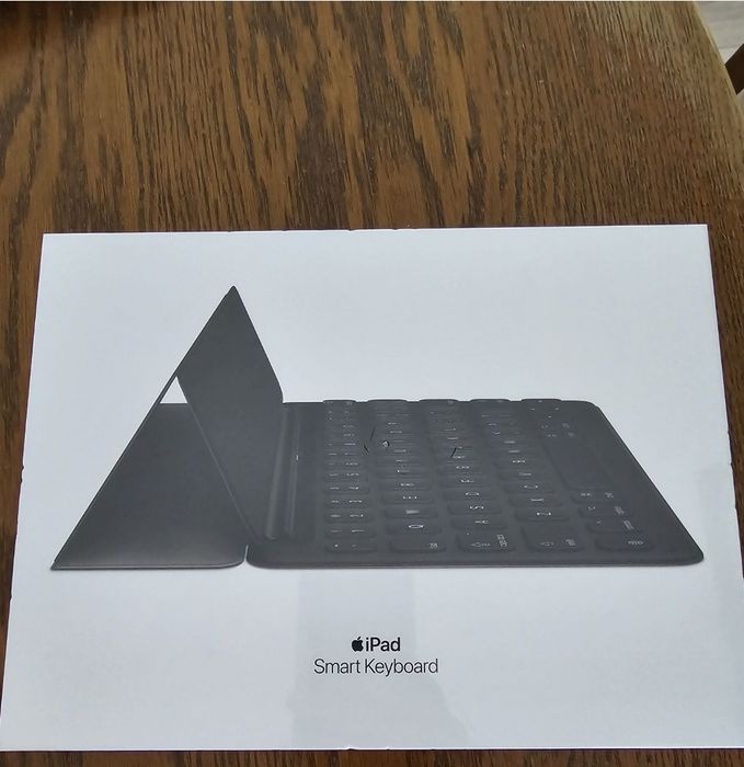 Tastatura smart keyboard