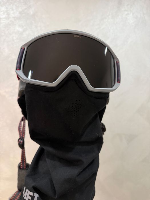 Casca schi/snowboard ANON+ ochelari si cagula Bonus