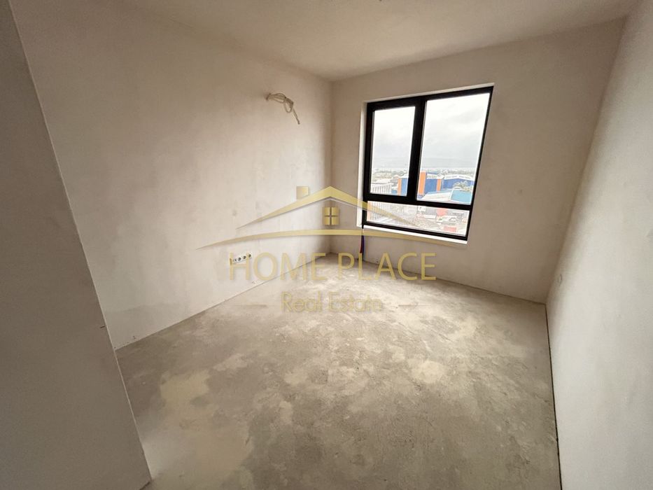 Двустаен апартамент с гараж- АКТ 16! Южен! Среден етаж!