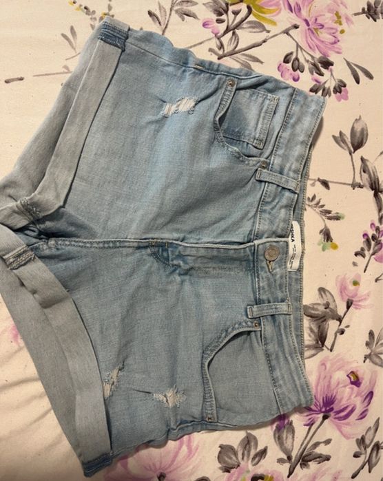 blugi scurti bershka