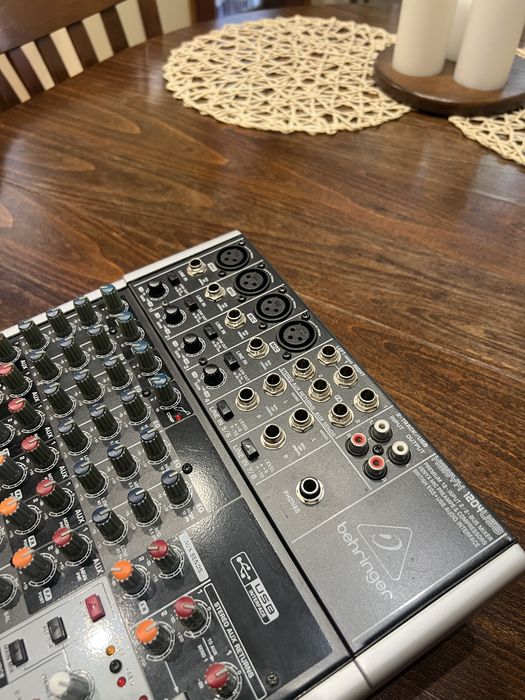 Behringer xenyx x1204 миксер/мишпулт