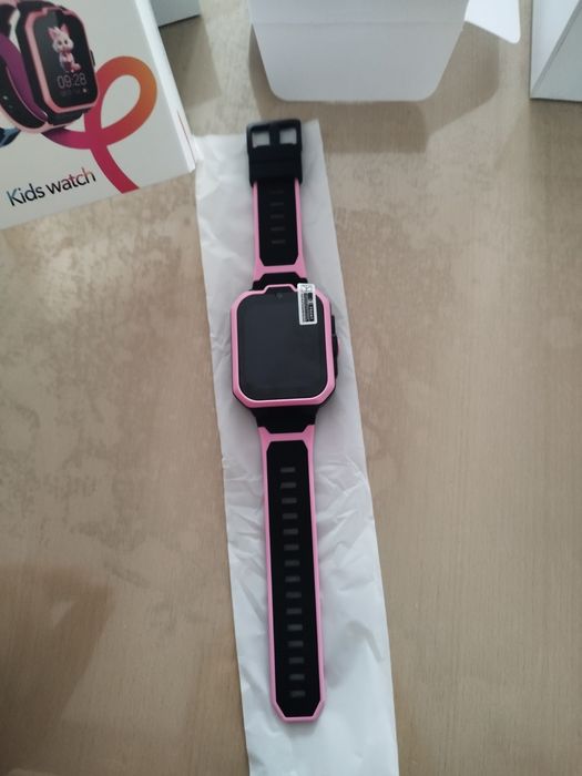 Часовник с карта