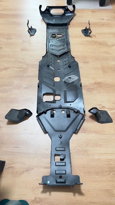Scut Plastic Nou CF Moto X10