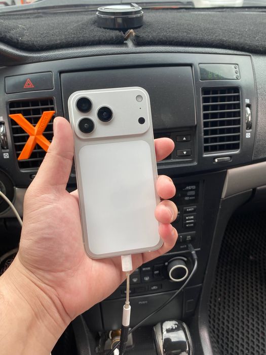 Iphone 12 17 pro korpusda