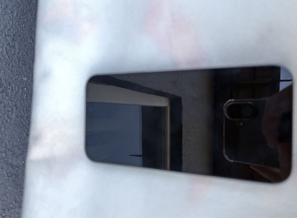 Vand sau schimb iphone 12