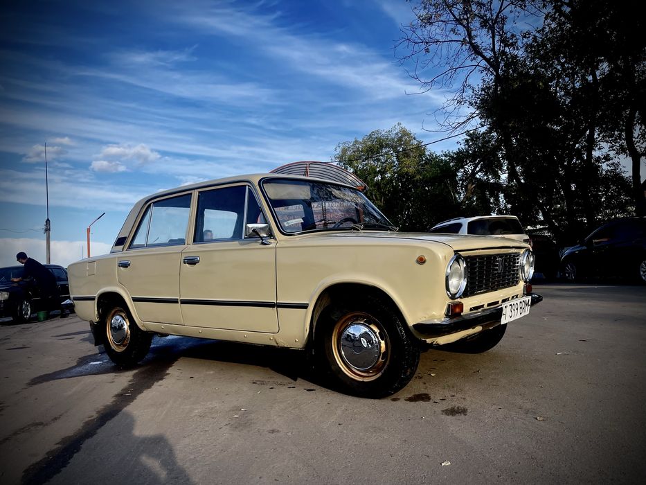 Продам Ваз 21011