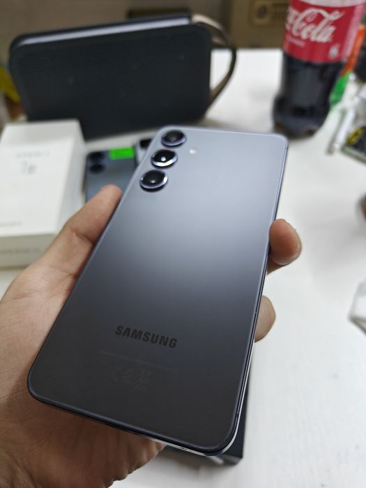 Продам Samsung s24+ Plus 512гб