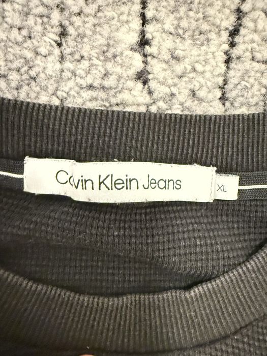 CK sweater black