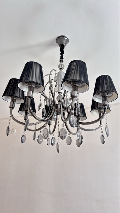 Продам Люстру 20.000