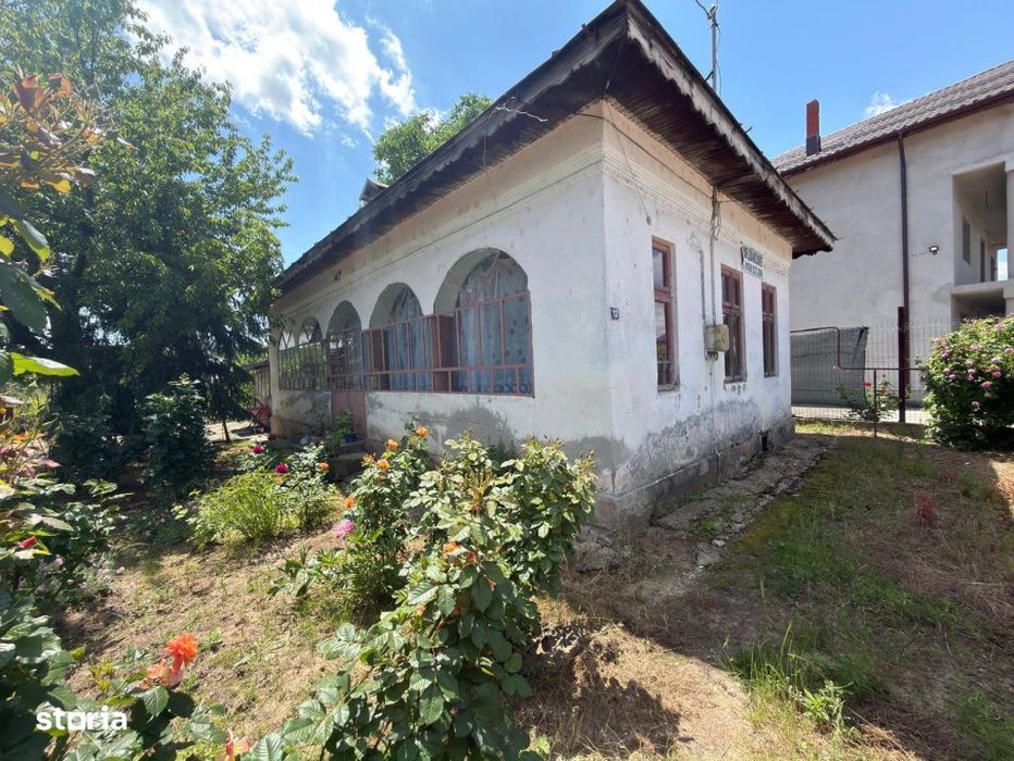 Casa renovabila de vanzare, 96mp, teren generos 1110 mp, deschidere 23