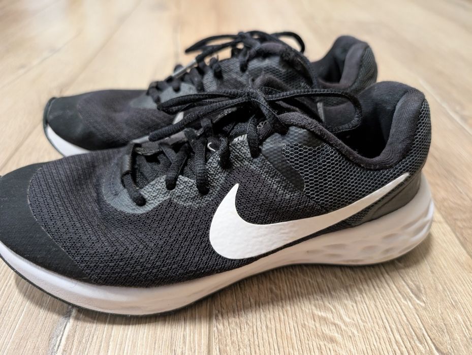 Маратонки Nike оригинални 36.5