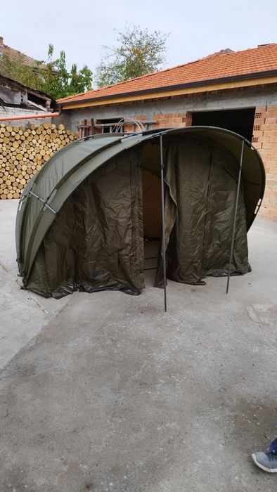 Шаранджийска палатка Fox r series 2 man