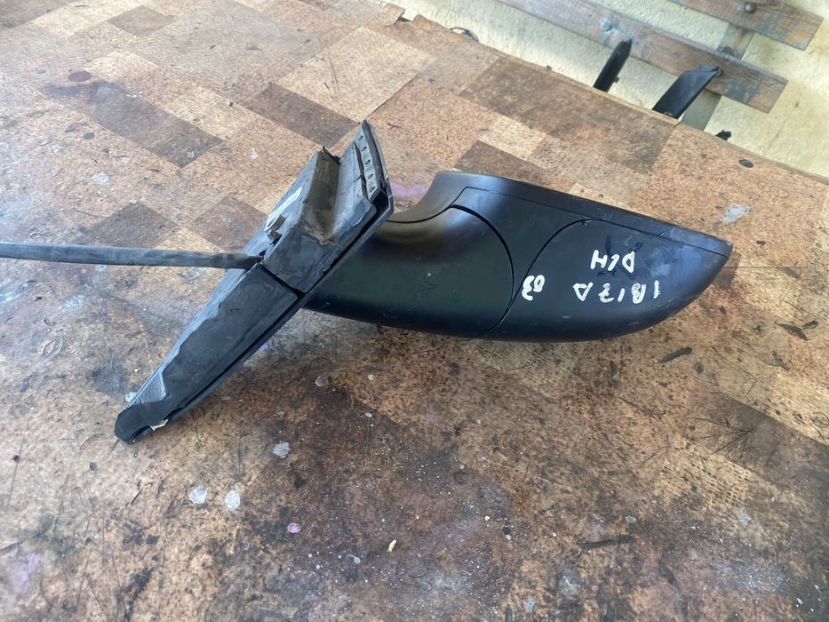 Дясно огледало механично за сеат ибиза 3