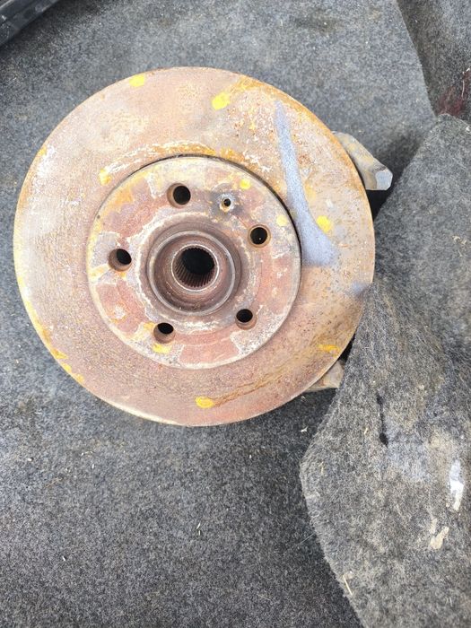 Цапфа Skoda octavia a4