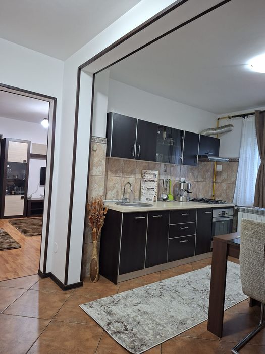 Închiriez apartament 2 camere