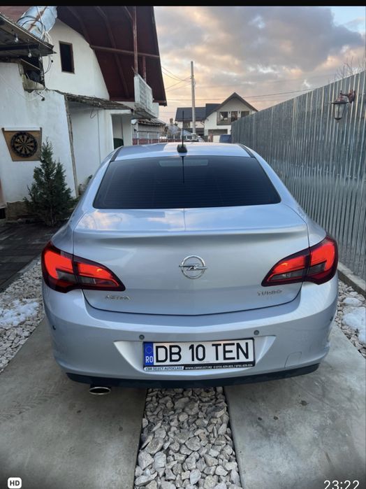 Opel Astra J 2017 finalul anului . masina intretinuta exemplar de nota 9!
