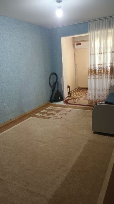 Талаба кизларни ижарага куяман