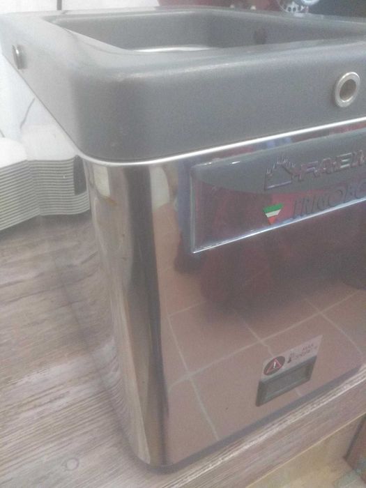 FAEMA Frigobox хладилник течности за парти мляко капучино лате кенчета