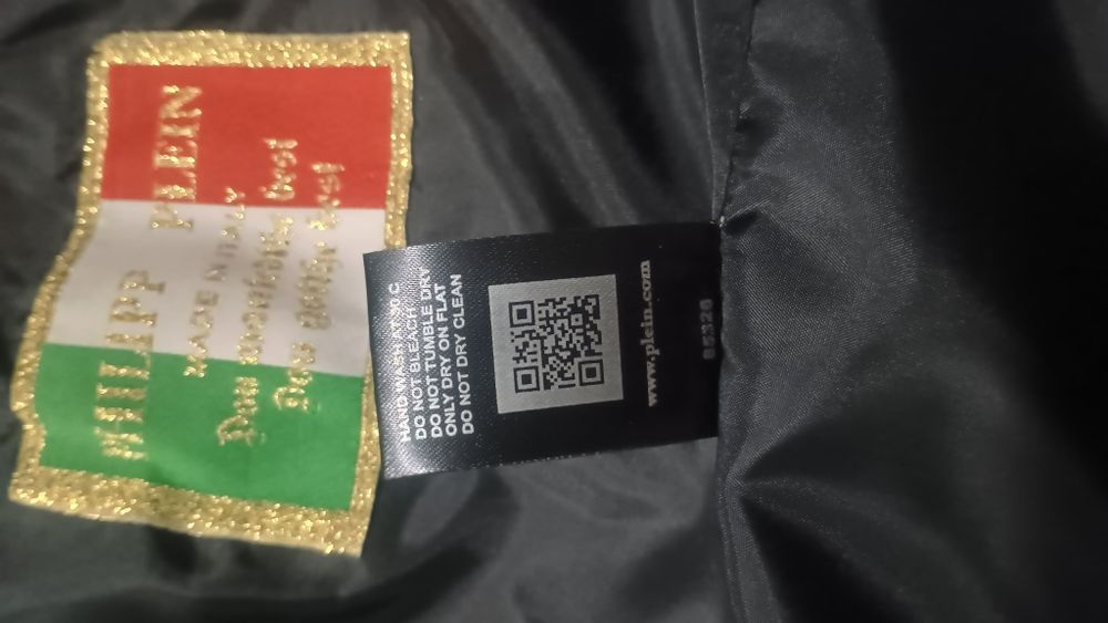 Vestă Philipp Plein