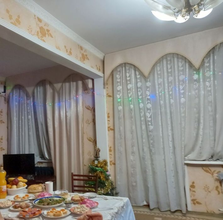 Продается квартира 4 комнтноя