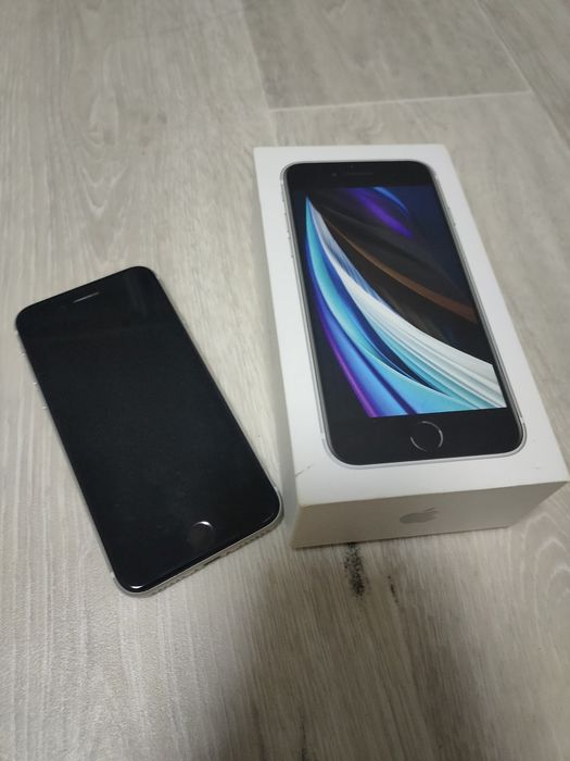 iPhone SE 64GB White