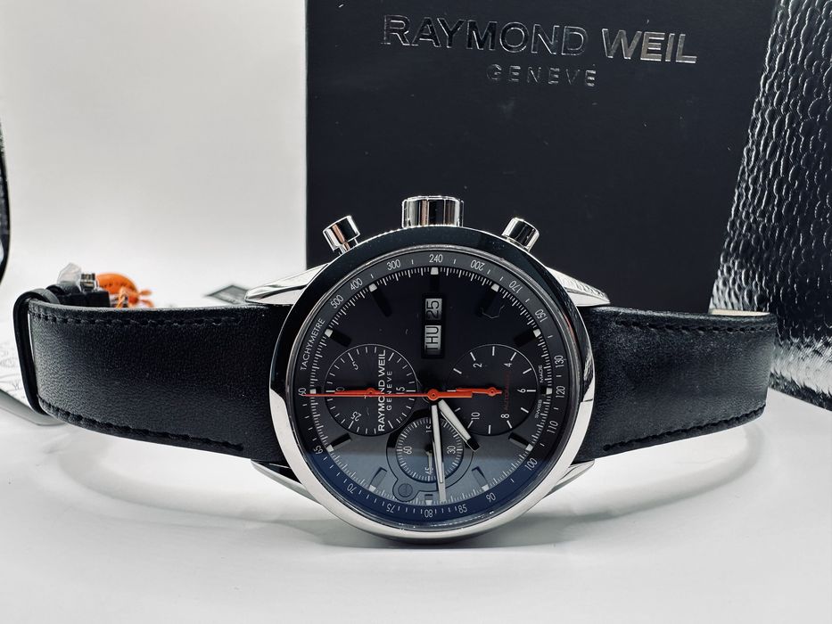 *Чисто Нов* Raymond Weil 7730-STC-60112 Freelancer