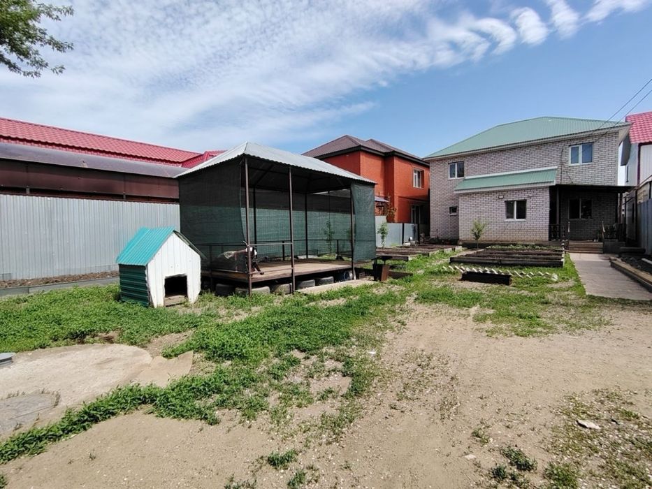 Продам коттедж в мкр. Отрвановка