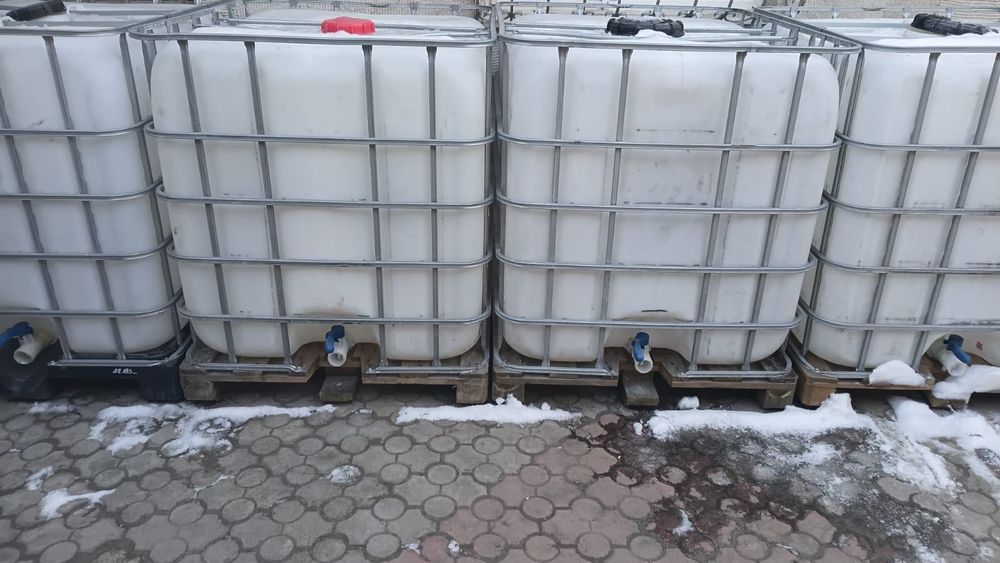 Продам кубовые бочки