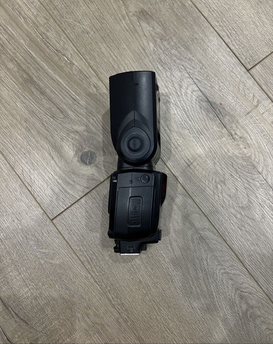 Вспышка Nikon sb-5000