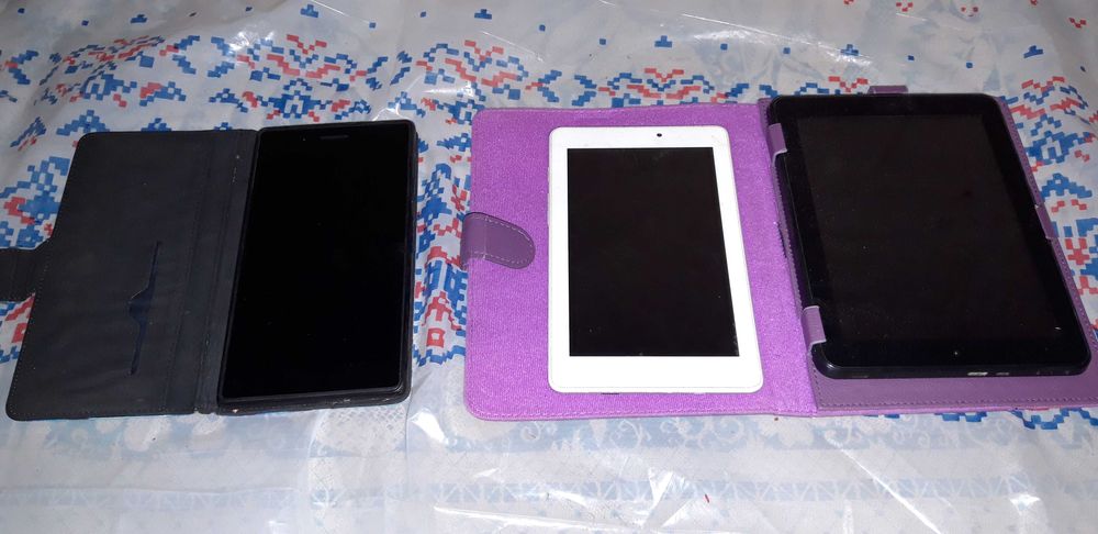 Продаю мобильные телефоны и планшеты.