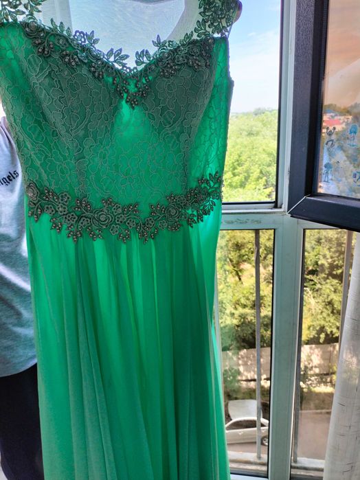 Красивые вечерние платья